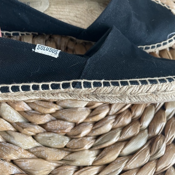 Soludos womens size 8 smoking slipper. Black canvas - Picture 3 of 6